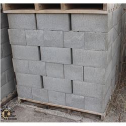 PALLET OF LIGHT GREY BULLNOSE CINDER BLOCK