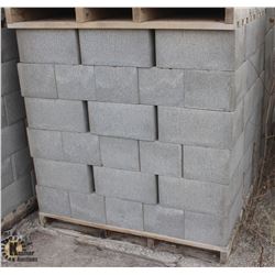 PALLET OF LIGHT GREY BULLNOSE CINDER BLOCK