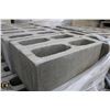 Image 2 : PALLET OF SINGLE BULLNOSE CINDER BLOCKS