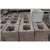 Image 2 : 14 PALLETS OF ASSORTED HALF BLOCKS