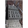 Image 1 : APPROX.. 20 PALLETS OF ASSORTED BRICKS AND BLOCKS