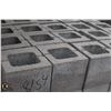Image 2 : PALLET OF GREY SPLIT FACED HALF BLOCKS