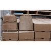 Image 2 : PALLET OF BROWN RETAINING WALL BLOCKS