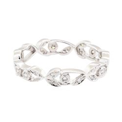 14KT White Gold 0.15 ctw Diamond Floral Motif Eternity Ring
