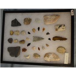 Tray of 31 artifacts, 7 knives, 1 drill, 8 scrapers, 15 arrowheads, 16"x 12",   Shaw Butte Trap, For