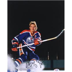 Wayne Gretzky Signed Oilers 11x14 Photo (PSA Hologram)