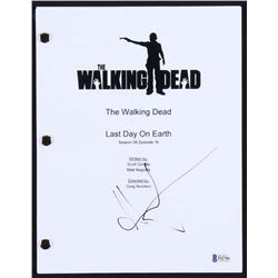 Andrew Lincoln Signed "The Walking Dead" Full-Episode Script (Beckett COA)