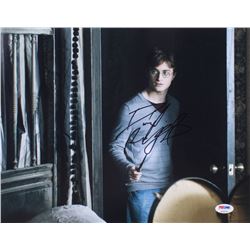 Daniel Radcliffe Signed "Harry Potter" 11x14 Photo (PSA Hologram)