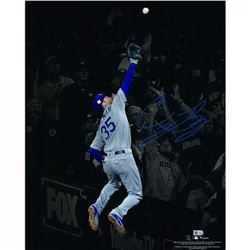 Cody Bellinger Signed Los Angeles Dodgers "The Catch" 16x20 Photo (Fanatics Hologram  MLB Hologram)