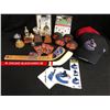 Image 1 : HOCKEY FAN SOUVENIR LOT