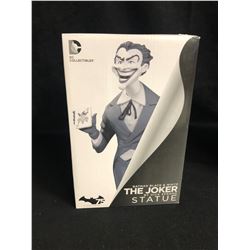 DC COLLECTIBLES BATMAN BLACK & WHITE "THE JOKER" STATUE BY DICK SPRANG