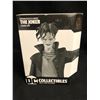 Image 1 : DC COLLECTIBLES BATMAN BLACK & WHITE "THE JOKER" RESIN STATUE BY GERARD WAY