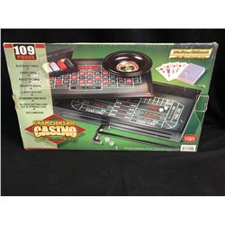 CHAMPIONSHIP CASINO DELUXE TABLE GAME-SET (109 PIECES)