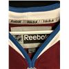 Image 4 : NATHAN MacKINNIN SIGNED AVALANCHE JERSEY (FRAMEWORTH HOLO)