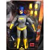 Image 3 : BATGIRL CLASSIC 13" DELUXE COLLECTOR FIGURE (DC DIRECT)