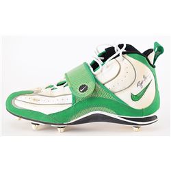 Brett Favre Signed Game-used Nike Cleats