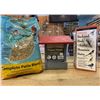 Image 1 : Colorado Birder package seed, feeder and bird ID book.