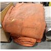Image 1 : LOT OF ORANGE TARPS