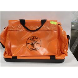 KLEIN LARGE ORANGE RUBBERIZED HARD BOTTOM