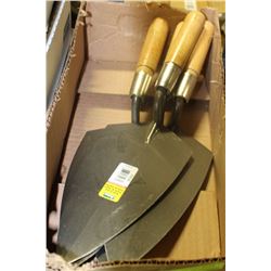 LOT OF 4 BRICK TROWELS