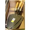Image 1 : LOT OF 4 BRICK TROWELS
