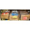 Image 1 : 3 BOXES OF ORANGE & BLUE PLASTIC PIN FLAGS