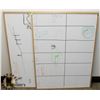 Image 1 : LOT OF TWO WHITE BOARDS