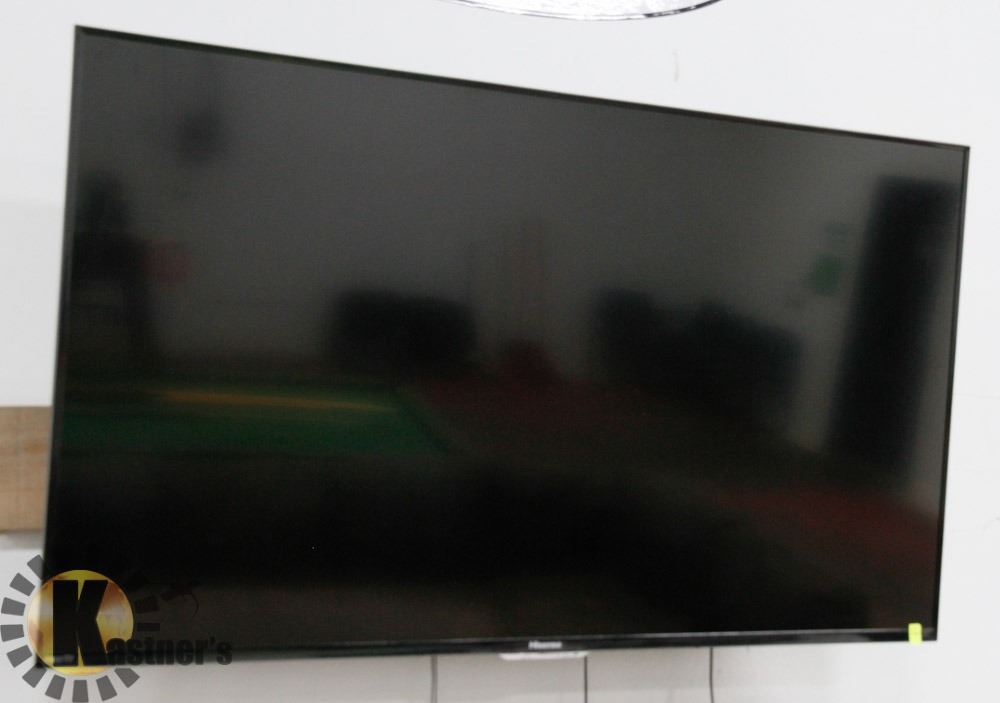 HISENSE 49" ROKU TV WITH WALL MOUNT Kastner Auctions