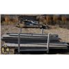 Image 1 : RACK WITH SCRAP WOOD AND PILE OF SCRAP WOOD