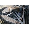 Image 27 : MASSIVE LOT OF INDUSTRIAL SCAFFOLDING