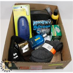 BOX W/MEN'S PRODUCTS INCL. 4 PAIRS OF