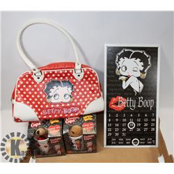 BETTY BOOP COLLECTION INCLUDES PURSE, PERPETUAL