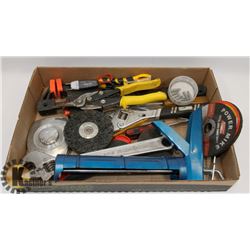 ESTATE FLAT OF TOOLS INCLUDES ADJUSTABLE WRENCHES,