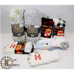 FLAT NEW ITEMS FLEECE BLANKETS