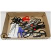 Image 1 : FLAT OF MOSTLY UTILITY SCISSORS.
