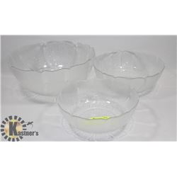 LOT OF THREE MATCHING LEAF THEME BOWLS