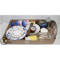 TRAY OF ASSORTED VINTAGE CHINA