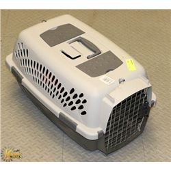 SMALL PET CARRIER