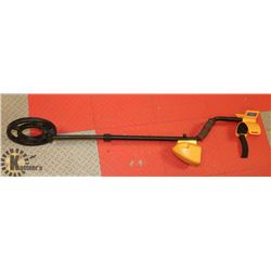 METAL DETECTOR