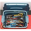 Image 1 : TOTE WITH PLIERS.