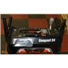 Image 5 : ARIENS SNOWBLOWER COMPACT 24"