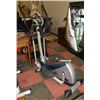 Image 1 : FITNESS MACHINE ELLIPTICAL