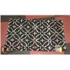 Image 1 : LEXINGTON RECYCLED FIBER RUG 21"X34".