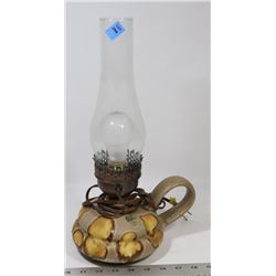 VINTAGE POTTERY LAMP.