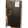 Image 1 : GE 22.5 CUFT SIDE BY SIDE REFRIGERATOR WITH