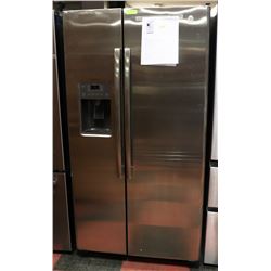 GE 21.9" CU FT COUNTER DEPTH SIDE BY SIDE FRIDGE