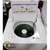 Image 2 : AMANA WHITE WASHER, 27"X26"X42,