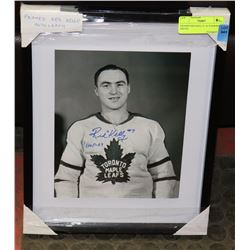 FRAMED RED KELLY AUTOGRAPHED PHOTO.