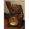 Image 1 : HAND CARVED RACCOON CLOCK