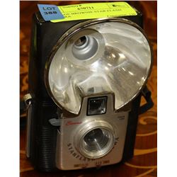 VINTAGE BROWNIE STAR FLASH CAMERA